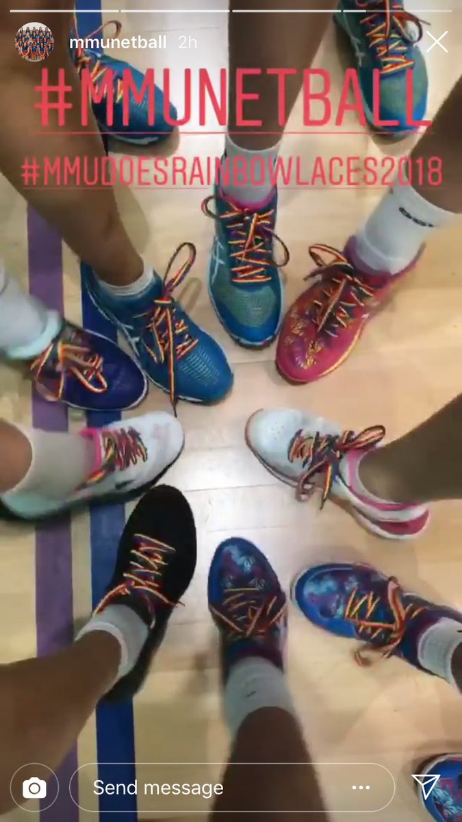 TheUnionMMU's tweet image. Look at some of our fab sports teams rocking their #RainbowLaces 🌈 

Big up @mmunetball, @MMUVC, @MMUCheerleading and Hockey!