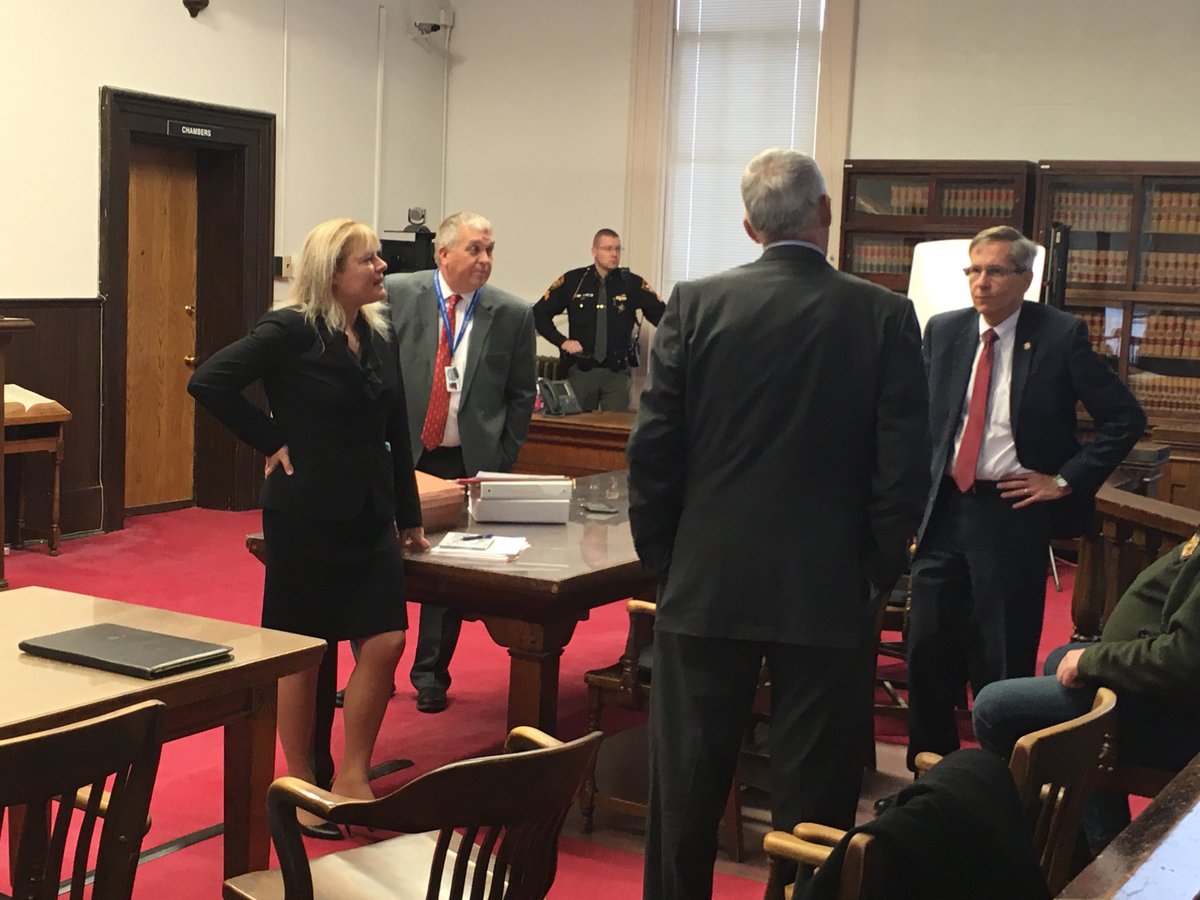 Attorneys for prosecution and defense confer prior to arraignment of George Wagner IV in Rhoden family murders case.  ⁦<a href="/WCPO/">WCPO 9</a>⁩