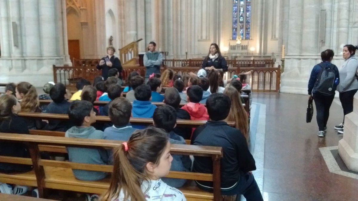 TurismoPBA's tweet photo. #TurismoSocial Hoy visitaron La Plata mediante el programa “Conociendo nuestra Capital” alumnos y docentes de la Escuela 15 Victoriano Montes de @RauchTurismo https://t.co/alekcGKMUH