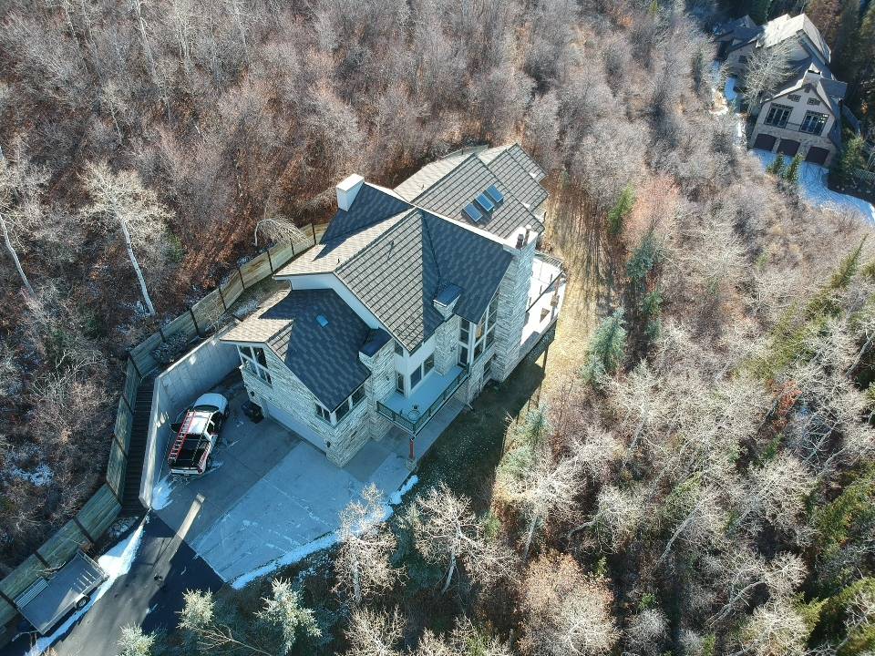 Lastime_SLC's tweet photo. Another #StoneCoatedSteel roof gives the family inside peace of mind for the long haul. Make your next roof your last. https://t.co/cski7rZMhA