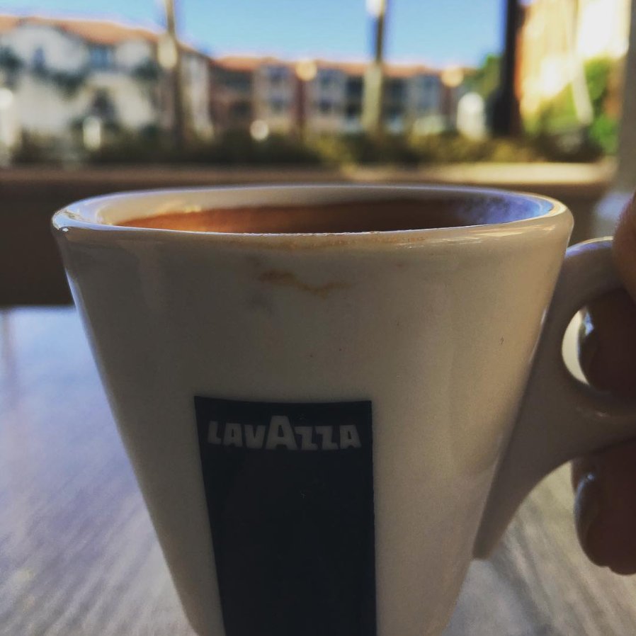 Great shot @hackerbuechel! What better way to start the day than with an espresso drink or signature latte from #NaplesBayResort's Café on the Bay! ☕😋

Click here to see the menu: buff.ly/2OsL8vz
Photo Credit: @hackerbuechel via Instagram 📸
#EnjoyTheGoodLife