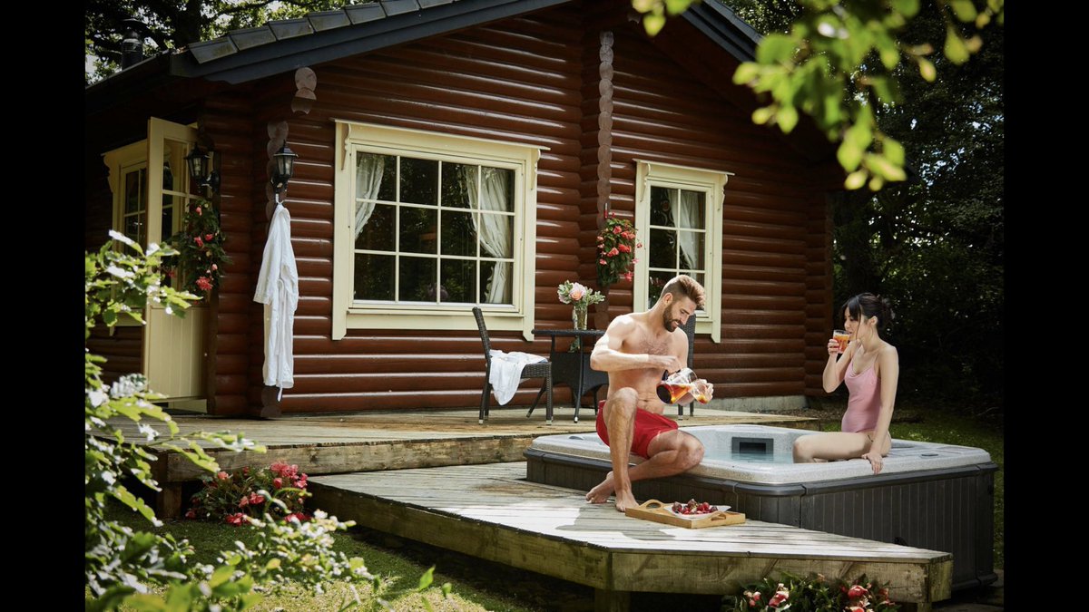 Faweathergrange's tweet photo. No need to go far to relax - stunning #lodges with #hottubs in #Yorkshire near #Leeds #Bradford #midweekchillout #relaxingescape @ukstaycation @ukseries @PromoteYorks @visitBradford @TravelLeisure @TheYorksTimes @Yorkshiredays @UKTravelGuide @Yorkshire2018 @IamHappyHiker https://t.co/zmRdj4uh7X