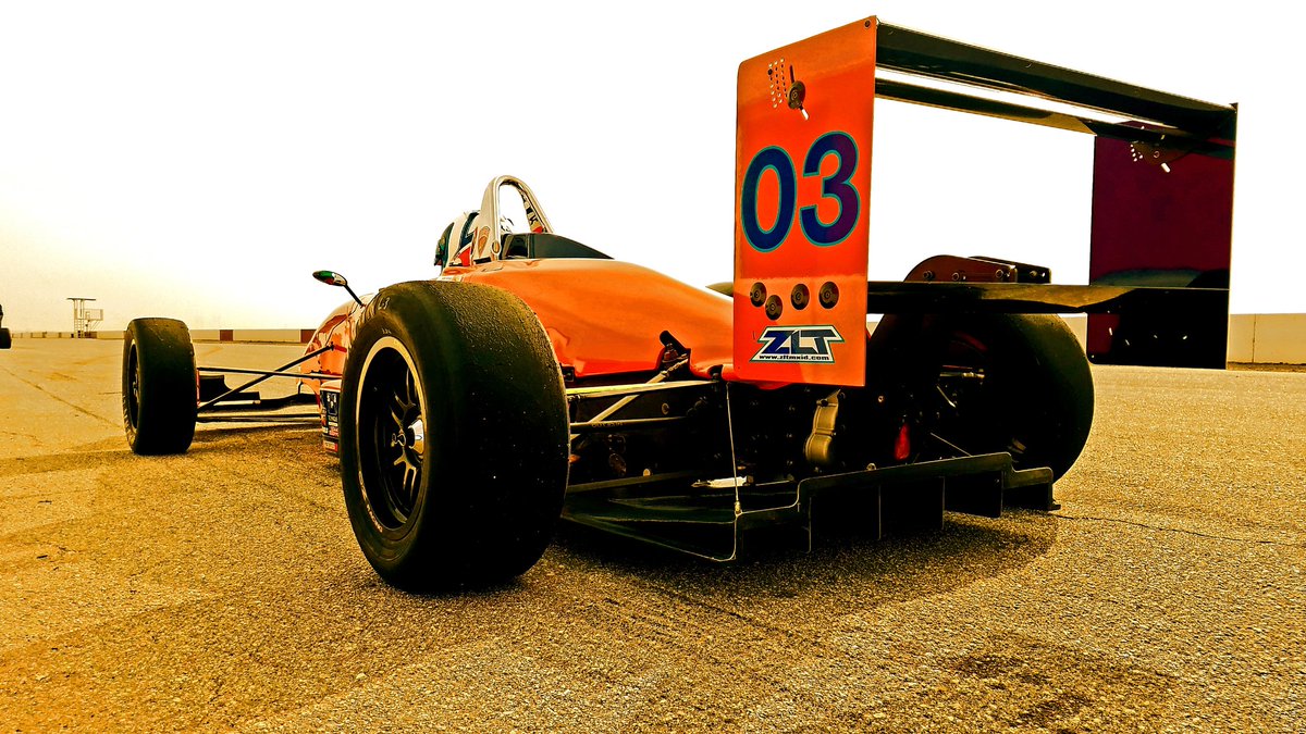 TonyValvoline's tweet image. #f2000 #pacificf2000 #buttonwillowraceway #ford #fordracing #gofast #sendit #lifeisbeautiful #racing #XRP #xrpthestandard #xRapid #Ripple