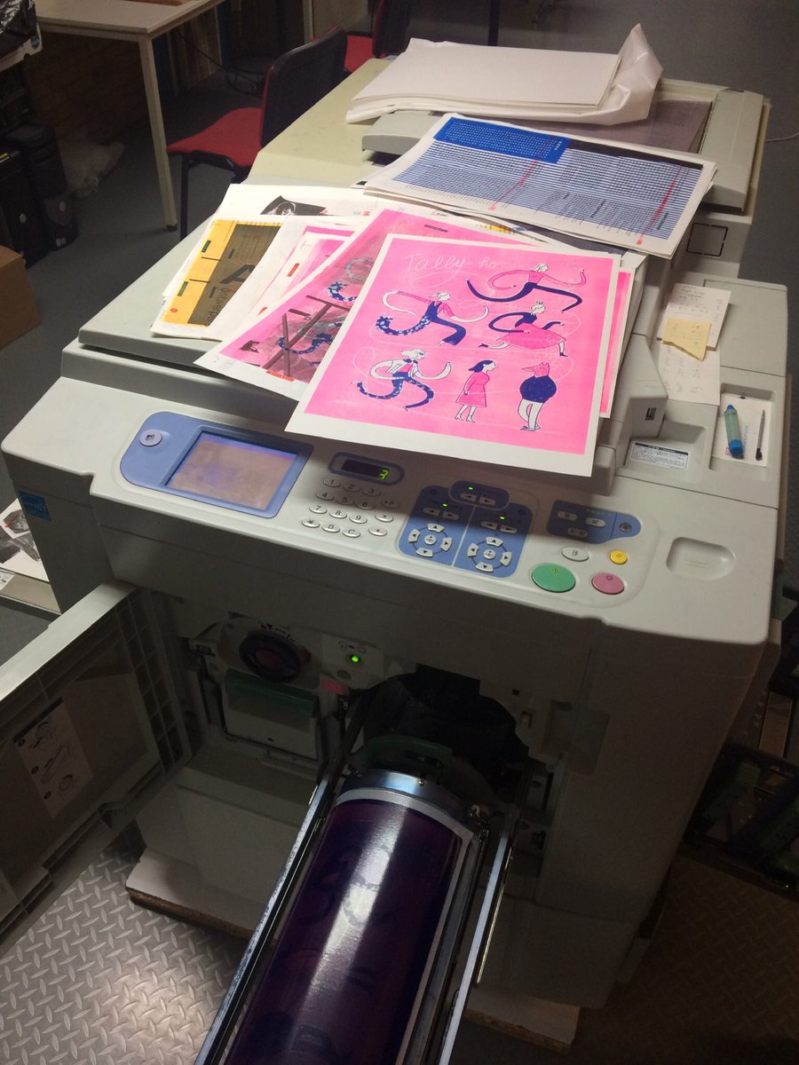 marianogueira's tweet photo. Why is printing in Riso so satisfying? Letting go of control of the outcome is first slightly terrifying but then soooo satisfying. #risograph #risoprint #agalab https://t.co/SjIGjdTTBj