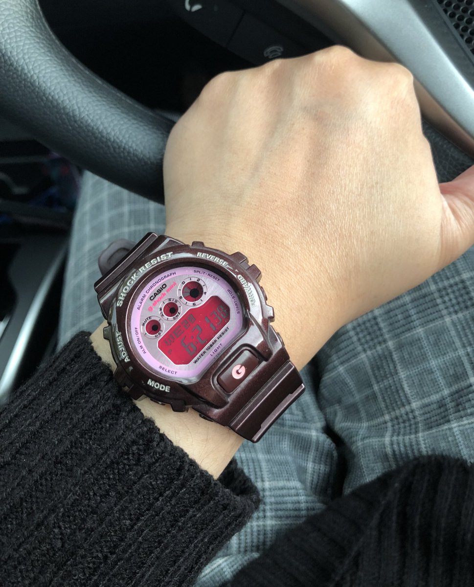 jamieco23's tweet photo. @twt_malaysia Almost all who went to Japan must have bought (terbeli) this 😄. https://t.co/yMy40jeUzf