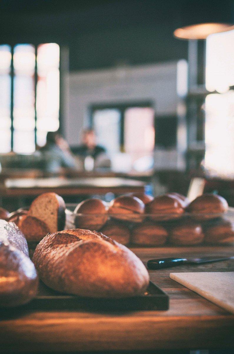 2 more spaces left for our #sourdough workshop in January! Dates available in February and March too ! bakesmiths.cakesmiths.com/product-catego… #Bristol #ChristmasIsComing #treatyourself #baking