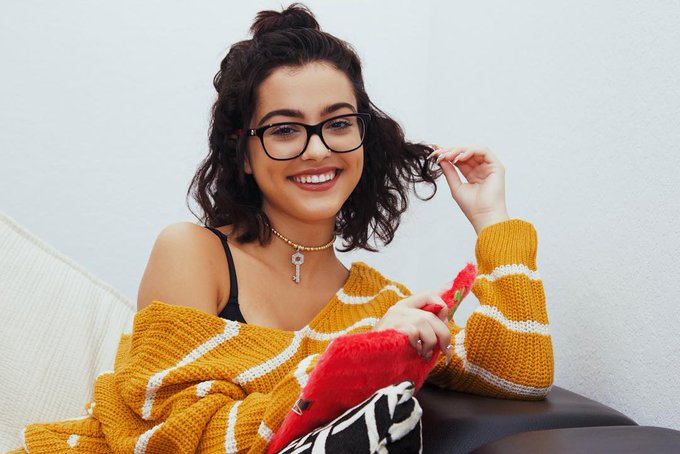 Think I&rsquo;m too young to be good  Ima show them 🧡 @FashionNova https://t.co/IyC8eZNzpQ<a href="/tag/estanavidad"class="tags"><span>#estanavidad</span></a>