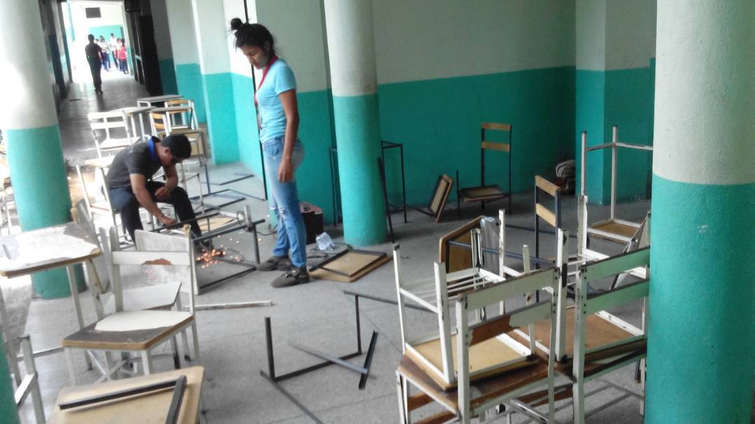 encproapure's tweet photo. @NicolasMaduro @psuvaristobulo @MPPEDUCACION @wikelman01 @Incesocialista @Inces_Apure @encproapure
#IncesRecuperaMiEscuela #PlanDeRecuperacionDeMesasYSillas #IncesApure https://t.co/7busliLv6Y