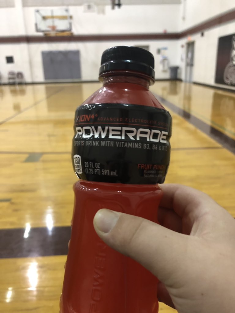 ClaniClap's tweet photo. Yo, @POWERADE Can you sponsor iClap Clan Competitive Esports #notsponsered #powerade #sponsor #iwishitwasanad https://t.co/ydJEl7YB3q
