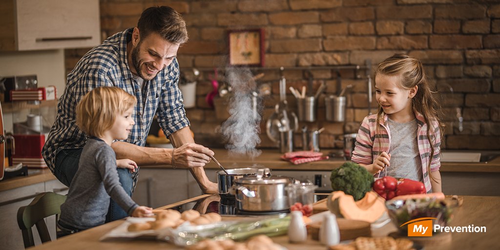My_Prevention's tweet photo. #MyPrevention a confectionné pour vous le Top 5 des #aliments, les #meilleurs pour la #santé. #nutrition #alimentation #bienmanger #équilibrealimentaire #bienêtre #prévention > https://t.co/4o4oxSXMwZ https://t.co/7GFq1FpYdN