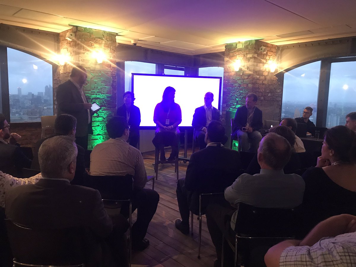 MariaLawson23's tweet photo. @mark_r_larsen hosting a brilliant panel discussion on how to apply innovation at scale in the public sector @csmrlondon @MNJennings_HS @carlward77 #HannaJohnson @PUBLIC_Team https://t.co/YdqTRlYfxq