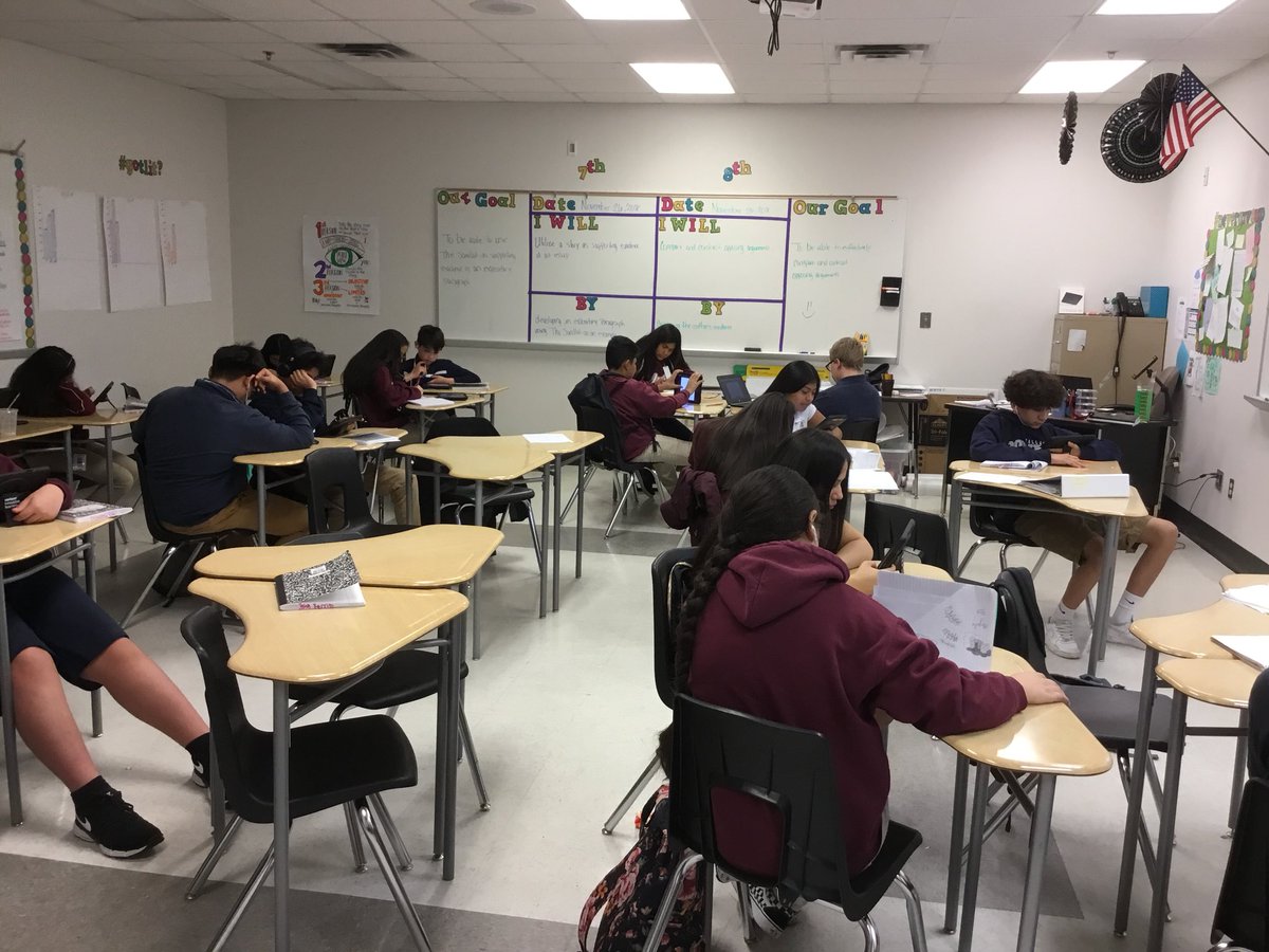 Stations finding claims, evidence, and main idea! <a href="/Austin_Broncos/">Austin Middle School</a> #AMSpower ☺️