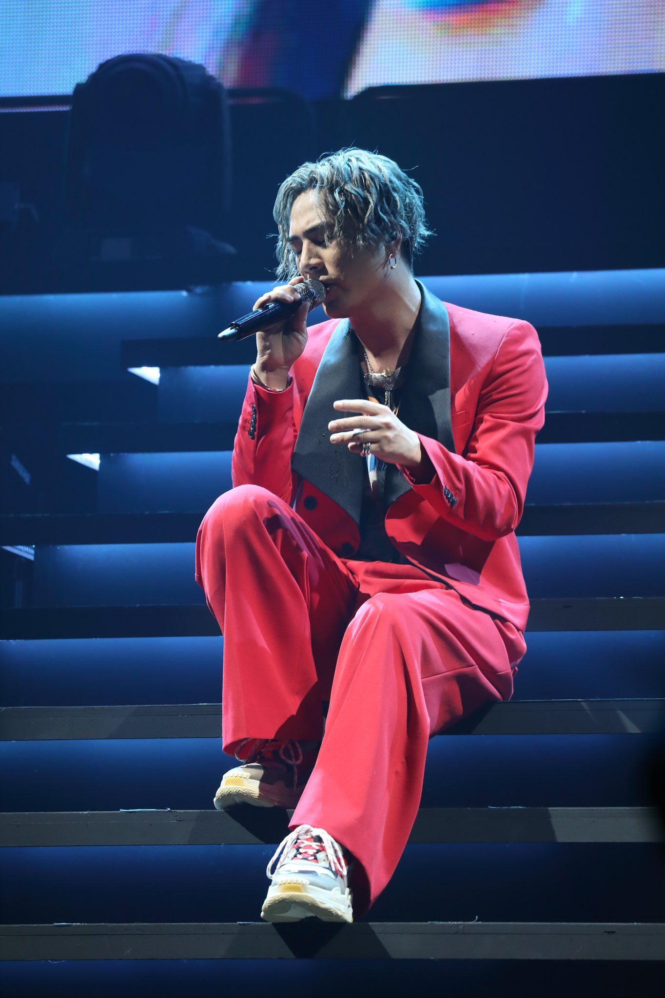 登坂広臣　FULL MOON HIROOMI TOSAKA LIVE TOUR 2018 “FULL MOON” | ØMI オフィシャル