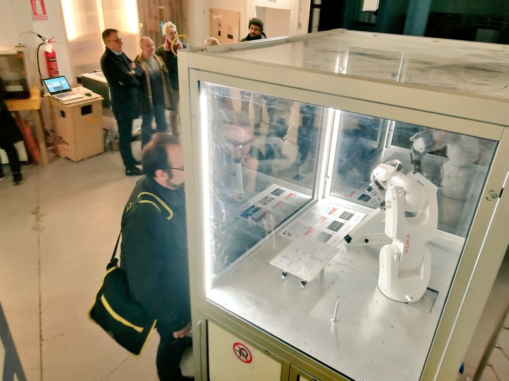 Fablabtorino's tweet photo. #FablabTorino gremito per l'Open Day di #LabCube, il progetto a cui collaboriamo con @camcomtorino, @confartorino e @turn_design_com che fa incontrare #artigiani, #designer e #maker del territorio. https://t.co/LRwMz4dEFx