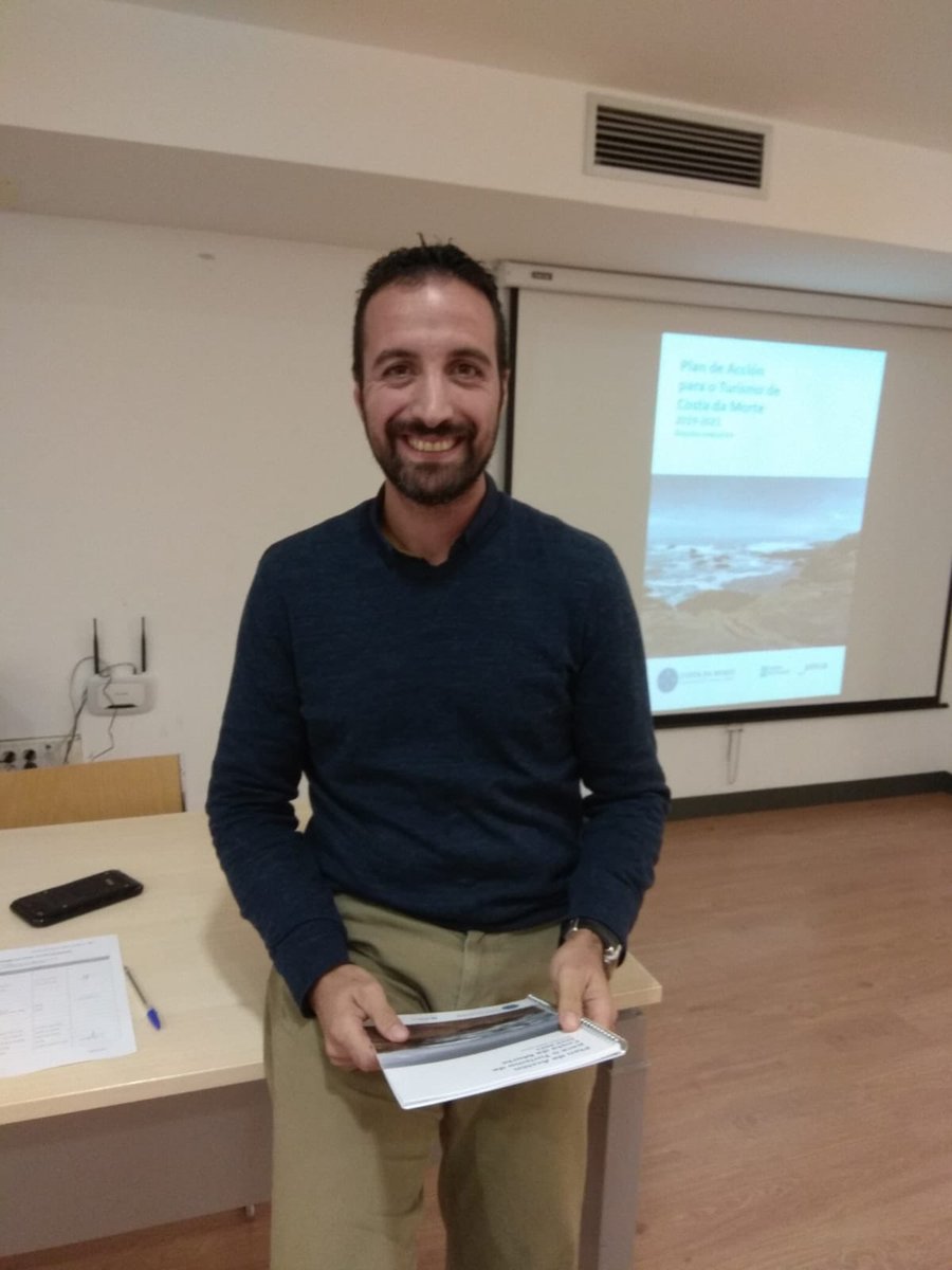 CostaMorteCMAT's tweet photo. En breve, presentacion del Plan de Acción para el Turismo de Costa da Morte por parte de nuestro presidente, Juan Jose Blanco, en la Casa de la Cultura de Vimianzo. #CostadaMorte #Cheadevida @VimianzoTurismo @Turgalicia @CostadaMorteTur https://t.co/Bpmnlh1TXc