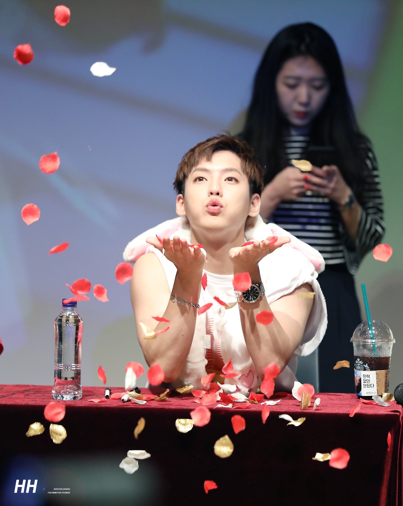 Happy birthday Lee Minhyuk
Thanks for being such a beautiful human as you are Lee minhyuk  