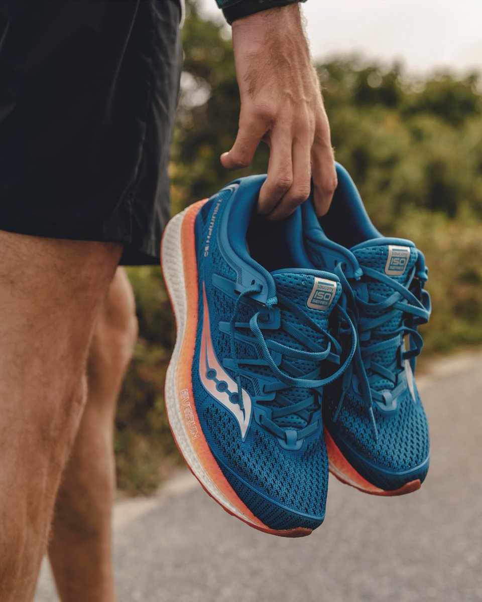 La comfort zone è solo per i tuoi piedi. Ecco la nuovissima Triumph ISO 5.

#WeWhoRun #TriumphISO5 #newcollection #brandnew #running