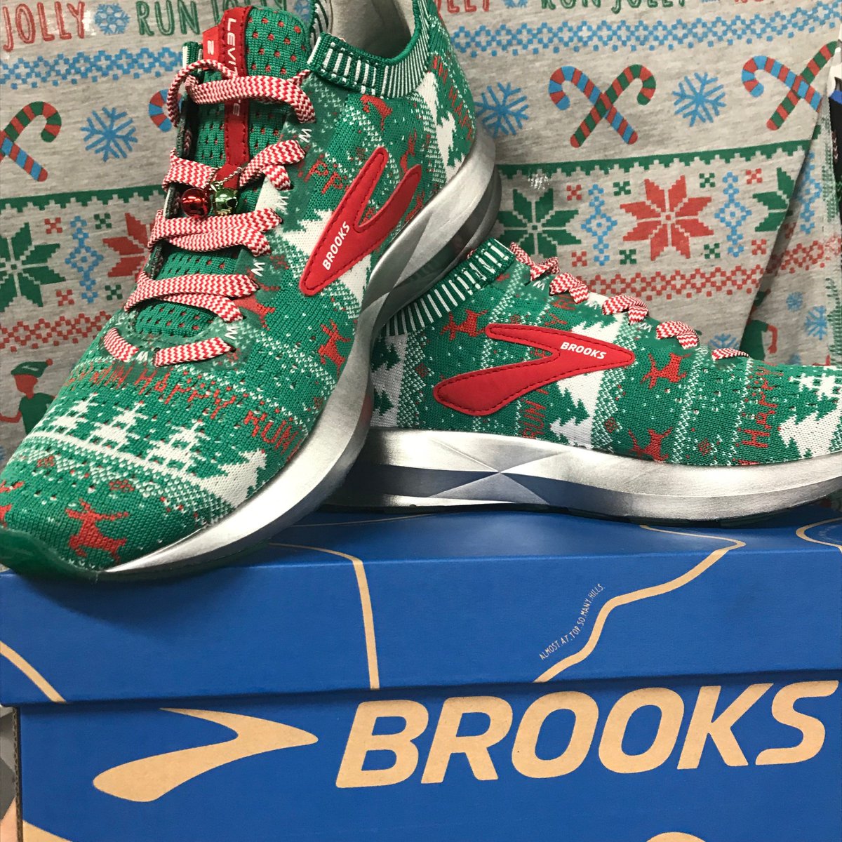 holabirdsports's tweet photo. Working on our holiday cards poses with the @brooksrunning Ugly Sweaters and beanies!
Check out the matching shoes - https://t.co/AkxzY2zzkC
#runchat #coldrunner https://t.co/idek8S44Uw