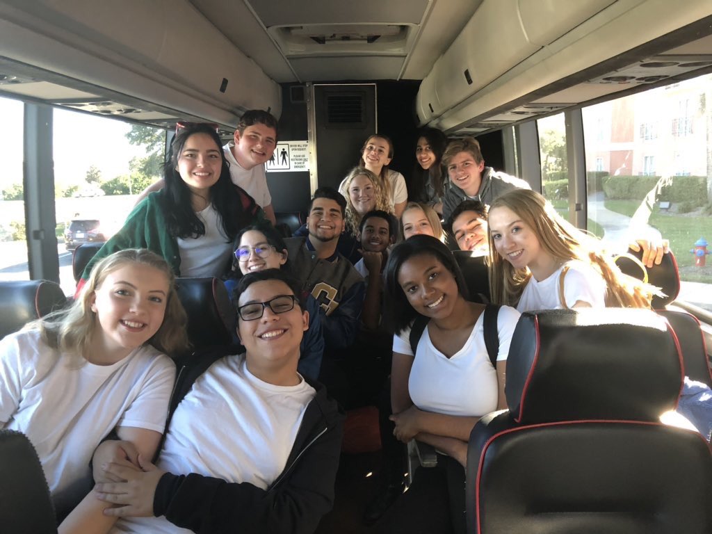 Accidental D13 meetup! Candlelight Processional with <a href="/unstheatrearts/">NSU USchool Theatre</a> and <a href="/cbhsdramaclub/">Lightning Drama</a> ⛄️🎄
