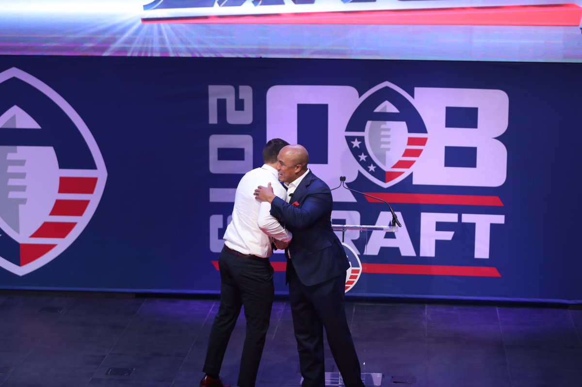 aafexpress's tweet photo. PROTECTED! Take a look ๐ at the moment Troy Cook put on his Express @Starter jacket as Memphisโ first QB pick
#AllAboardโ๏ธ #ProtectOrPick https://t.co/lBlFjmCQap
