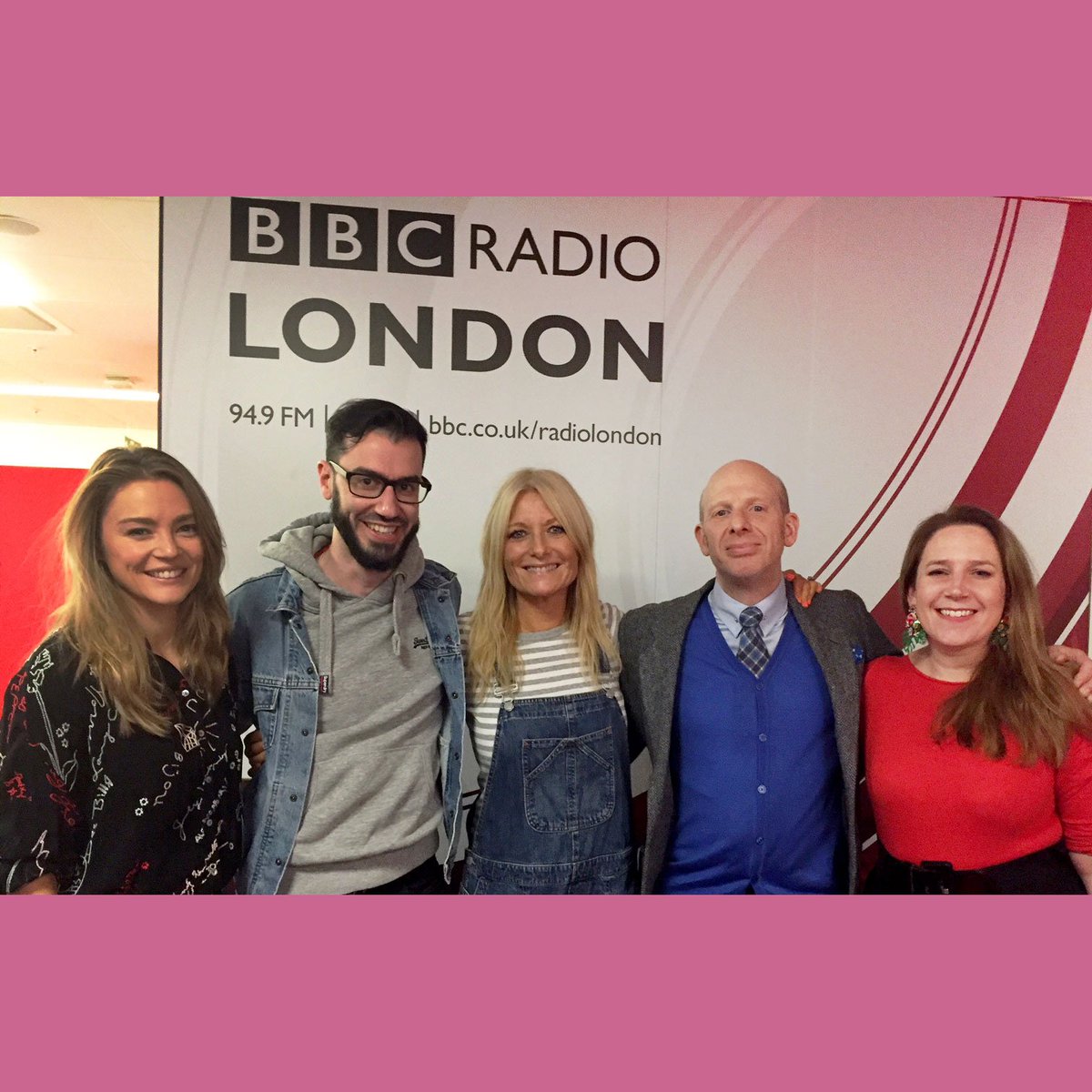HarleaMusic's tweet photo. It was great to go on @BBCRadioLondon last weekend with host @GabyRoslin. Awesome to meet @SKShlomo, @jayosmond and @merrillosmond, @stevefurst and @VivGroskop 🎶✌️ You can still listen back to the show through this link here: https://t.co/6m5JlJ5jLD 🔥 Harlea. x #BeautifulMess https://t.co/gDBnfkRaSt