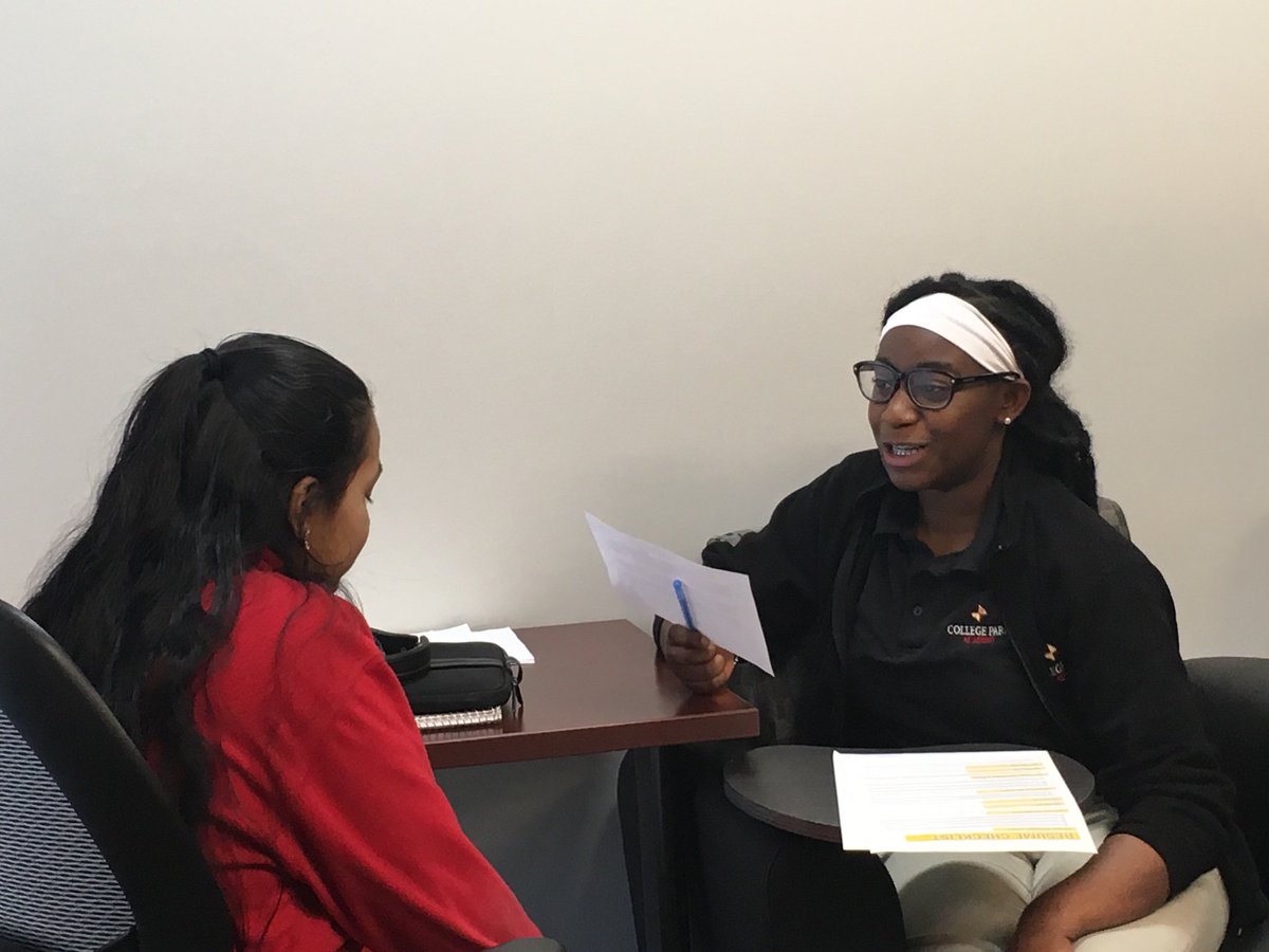 CPAProgramcoor1's tweet image. Moc Interviews! @CPACommunity #invalubleexperience. @_cierrajade_  @UMDHPAO “If you were a car, what part would you be?... why?” #lifeskills #collegeapps #internshipprep #futureprehealthstudents