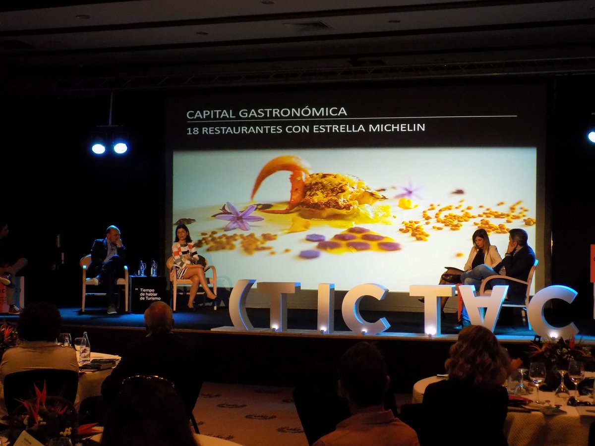 hecansa's tweet photo. Así transcurría la jornada de hoy en @TICTACTenerife. Tiempo de hablar de Turismo. Cocinando destinos gastronómicos. 
#TicTacTenerife #TenerifeGastroExperience #HecansaGastronomia #HecansaFormacion
@VisitTenerifeES @TurismoGobCan @Red_CIDE @evaballarin @erlantz_gorosti https://t.co/AIvoon6S1D