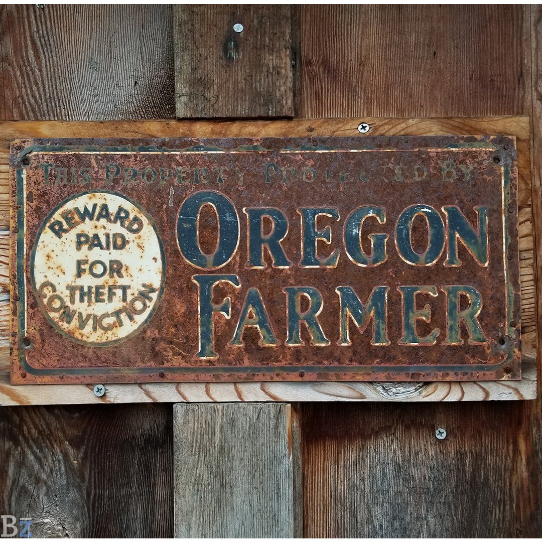 getbzaar's tweet photo. There is something special about being farmer. You wake up earlier than everyone else and you stay up later than most. You walk the field check the crops, your animals, irrigation, get the tractor ready for the day.  I am an Oregon Farmer. Where do you farm? https://t.co/d3KNg9D9iI