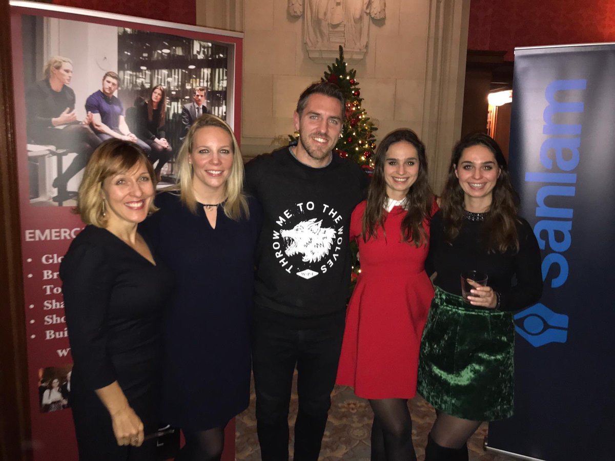 DoubleDutchMix's tweet photo. Great evening with @EPmagazineuk Emerging Leaders Network event with @mariannaalfa @clairebennett1 @ctwyles https://t.co/3LtX3N2X5L