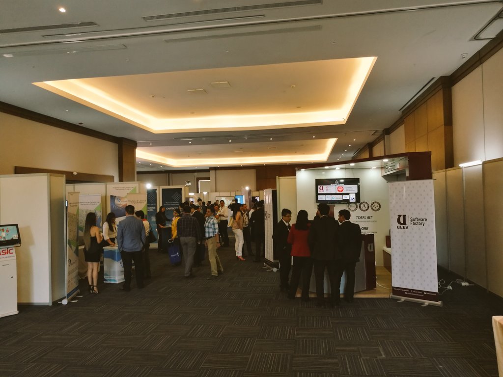 monikjfm's tweet photo. Hoy en la Expotic 2018 la Fábrica de Software de la UEES @SoftFactoryUEES @fisteuees https://t.co/UtvYMaR13R