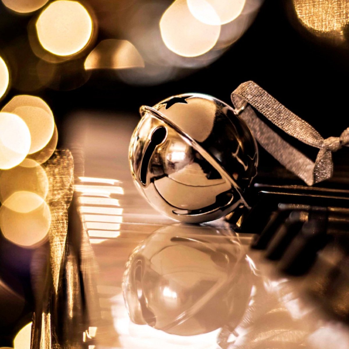 Spread the music. Spread the joy. Holiday gift certificates are on sale now! 🎁 bso4.me/giftmusic 🎵