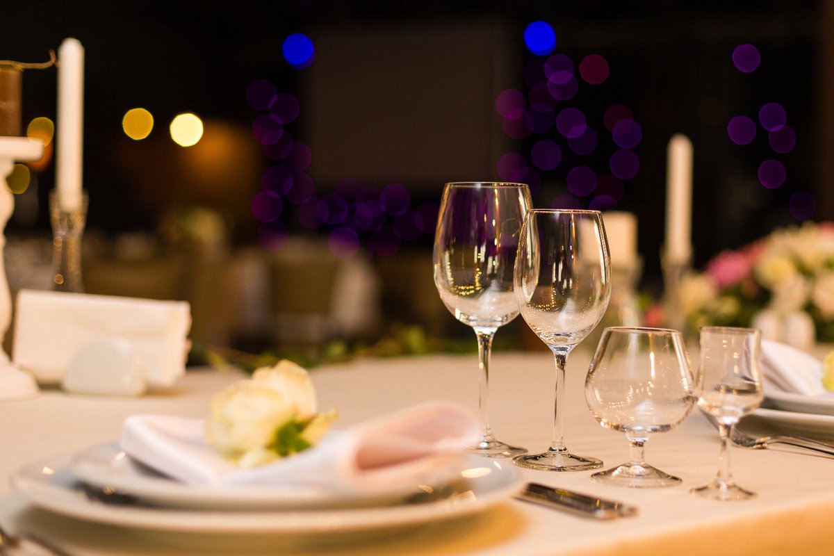 globalpalace's tweet photo. Book for your next #event with @global_palace 
Whether your #event is a #corporate #luncheon, a #graduation #party, a large #wedding #celebration, a wizard-themed #birthday #party, we have everything you need to make your event #perfect! 
Contact us now if you have any inquiries! https://t.co/zKBc9hnX58