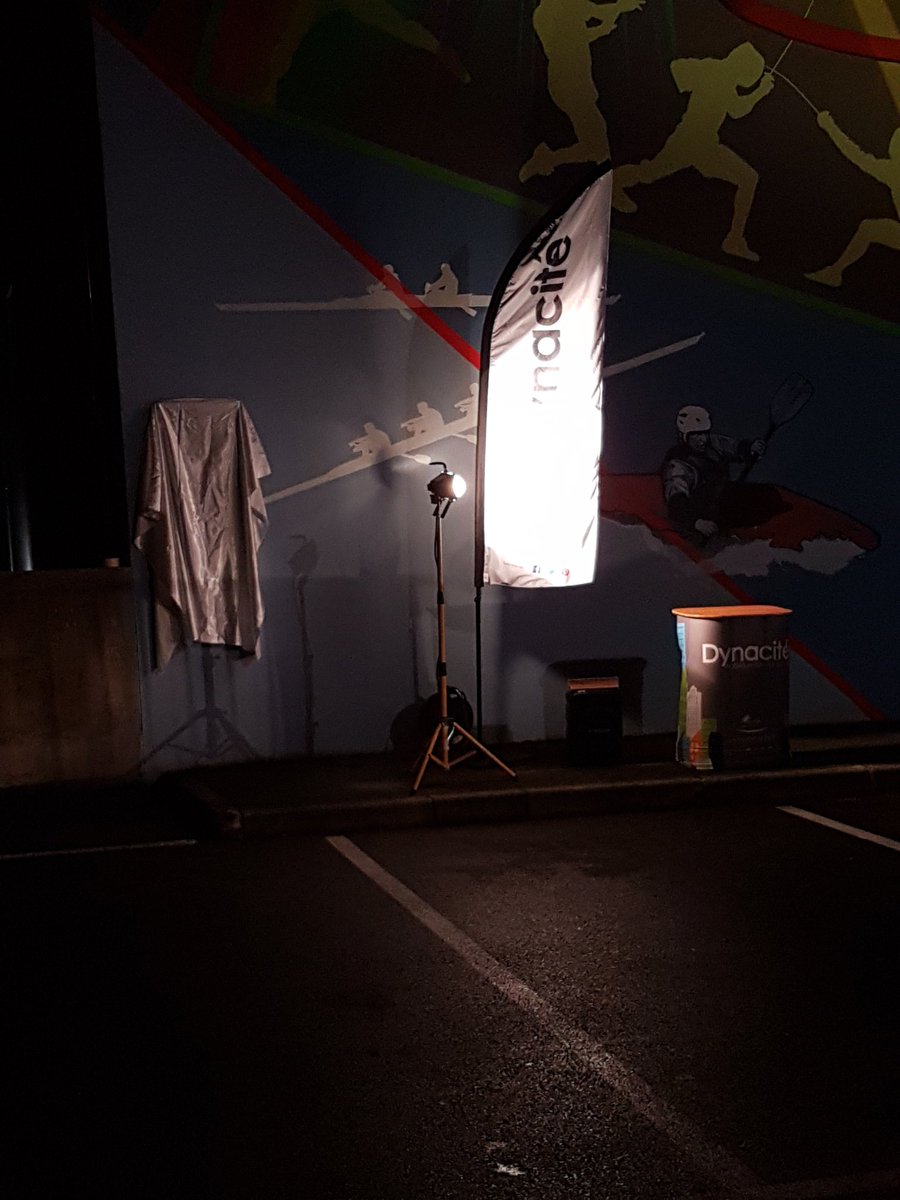 NathalieCaron9's tweet photo. Toute l'équipe @Dynacite est prête pour l'inauguration de la #fresque murale à #Oyonnax @CCdesignUrbain @Caisse_Epargne @BanqueDesTerr @EDFofficiel #Iserba @MGomezDynacite @Labdelphine01 https://t.co/A16VNN34NN