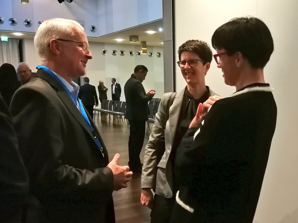 dialogine's tweet photo. Parat für de #UFZAward?

#XINGAfterwork https://t.co/yAMOBDZihN