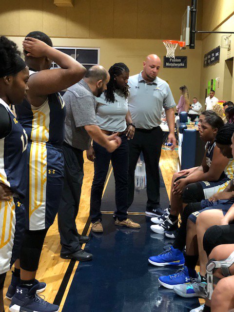 lady_lehigh's tweet photo. Lady Lightning improve to 3-1 as they defeated SFCA 61-40 yesterday.  Lehigh will Play Canterbury today @ 5:30pm @ The Suncoast Arena.. https://t.co/hSaM5JHTf7