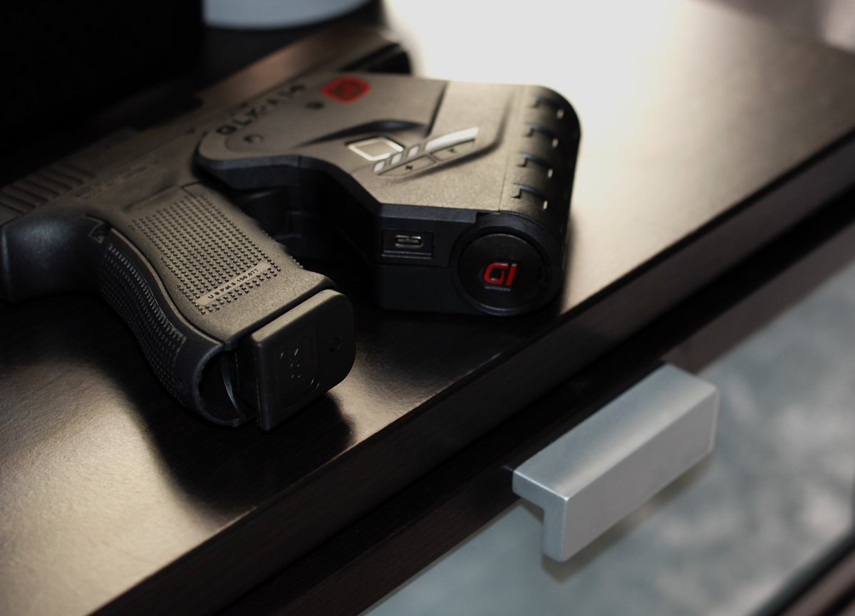 identilock's tweet photo. Designed for your gun. Designed for you. #IDENTILOCK #gunsafety #homedefense https://t.co/r3Nw66s94u