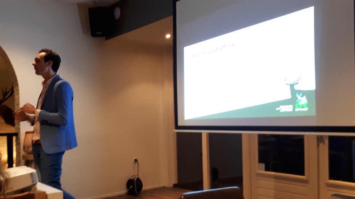 Info avond stichting promotie #Epe gehad. Plannen 2019 VVV en leuke spreker over sociale media. #EpeWild #VisitVeluwe #samen