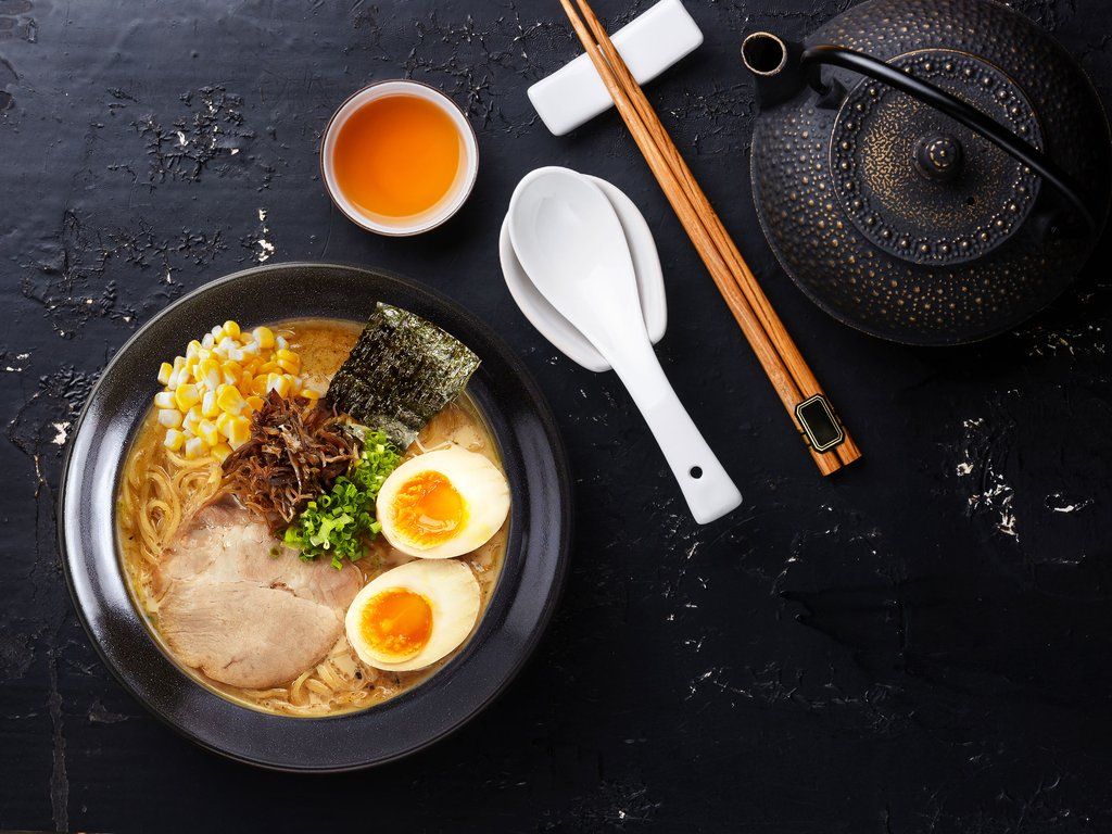 TakeoutKit's tweet image. Tonkotsu has become Japan’s most popular and classic ramen flavor. The broth is made by simmering pork bones for up to 8 hours. The result is an unforgettable rich &amp;amp; milky noodle soup. 🍜Shop our Japanese Tonkotsu Ramen Meal Kit: buff.ly/2ngAXei 🇯🇵 #takeoutkit #ramen