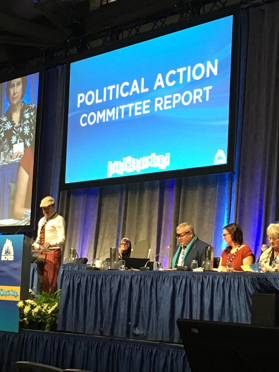 retail_bc's tweet photo. ⁦@David_MoveUP⁩ presenting the Political Action Committee Report ⁦@bcfed⁩ Convention. (Proud of his partner for winning seat on New West School Board) #bcfed18 https://t.co/vurhLyiMZ7
