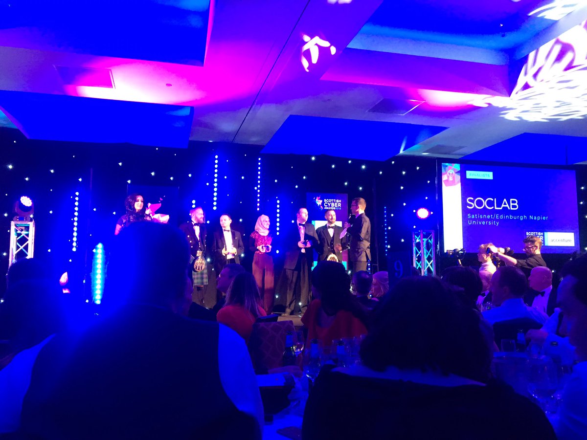 hela_luc's tweet image. Gooo  @1OC_Mata #soclab