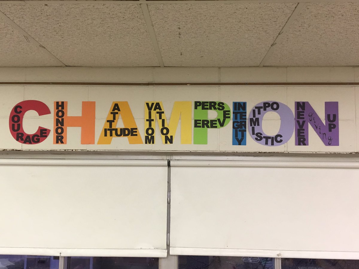 LindsInTheHouse's tweet photo. @Ludacris and @carrieunderwood  Thanks for reminding my middle school students what it means to be a CHAMPION https://t.co/QiNzXPOmKp