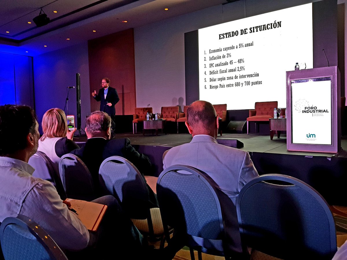 fernandobonomi's tweet photo. Excelente ponencia de @cburgueno en el cierre del 3° Foro Industrial organizado por @uimendoza. Muy valiosa su visión y claridad conceptual. https://t.co/5UStYihUUy