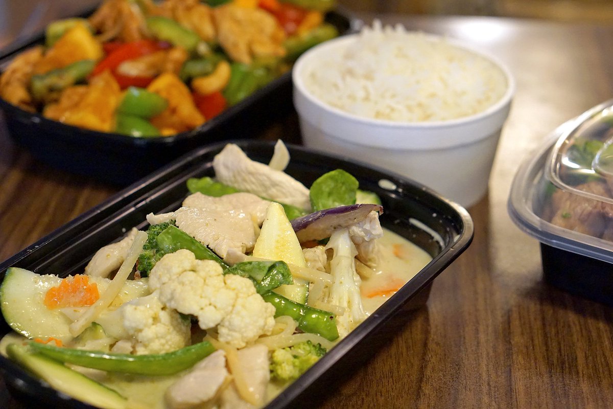 Mythaigroup's tweet image. We can see your future. It involves take out for dinner! 👌 #HamOnt #kwawesome #cambridge #ancaster #stoneycreek #brantford #Guelph