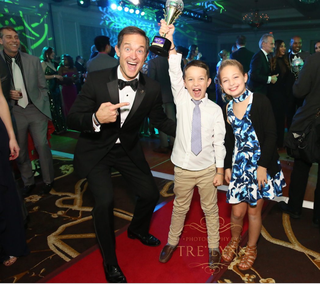 DC_DancingGala's tweet photo. Take a look at some more pictures of our amazing night on November 10th. We had such a blast with everyone who was able to make it! Stay tuned for more photos!!!#DCsDancingStarsGala #DCsDancingGala #DCsDancingStars #Community #GivingBack #Charity #MU #LLS #JBLF #ORHF #Gala https://t.co/5arTWxDyYR