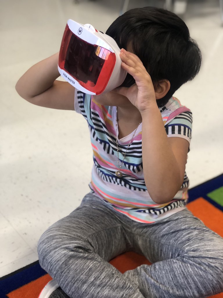 mrsjesshardwick's tweet photo. Using our new VR headsets to explore France after learning about their culture and holiday traditions! Our excitement was through the roof! 🇫🇷 #ruthes thank you @gabulosa for sharing this with us! https://t.co/bYX4Puhmq9