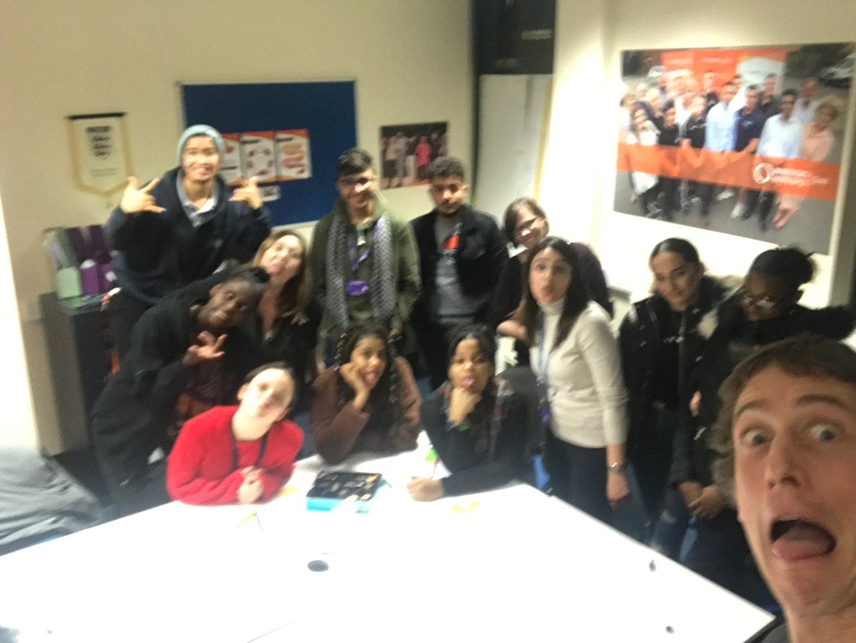 Bit of a wobbly pixel but hey what a group of young peeps, full of energy, ‘banter’ and honest words! Thank you ⁦@positiveyouth96 #youngthinkers! 🤛🏻