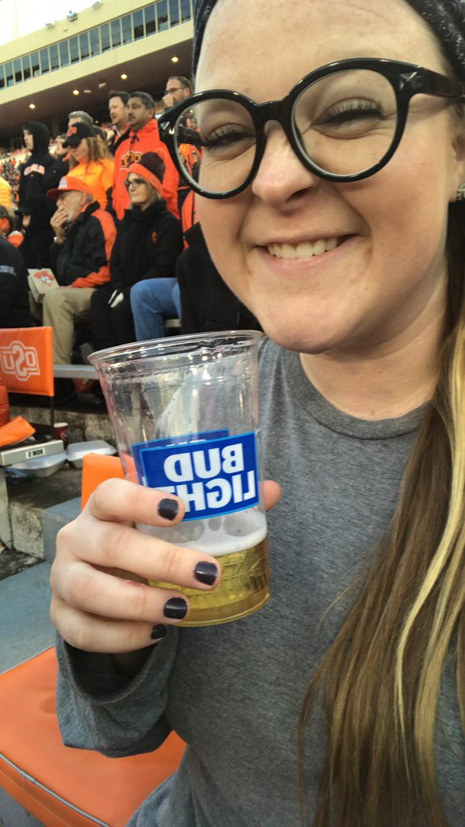 Kelsi Cook tweet media