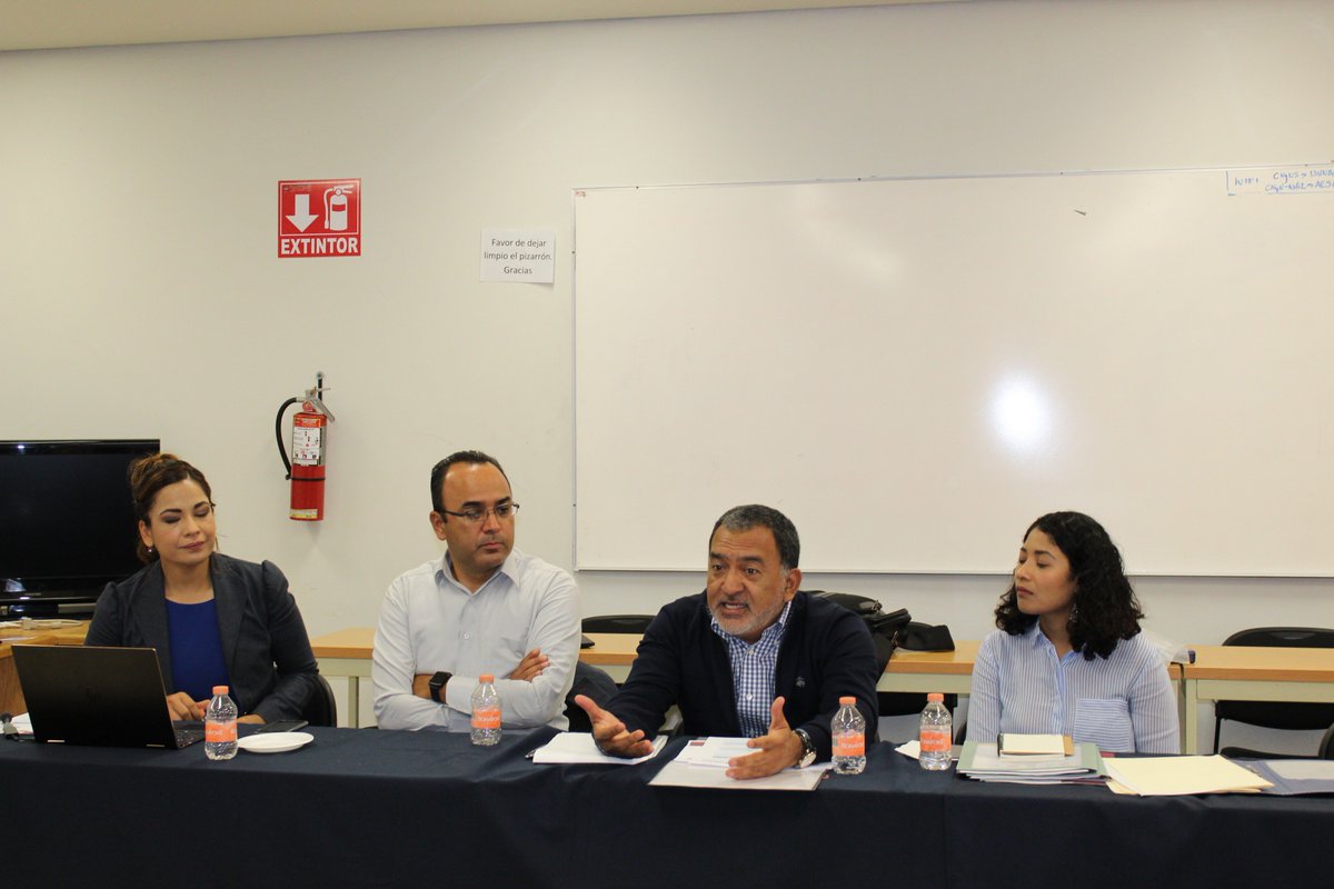 RNanofab's tweet photo. El día viernes 23 de Noviembre del año en curso, tuvimos la visita de seguimiento y monitoreo del FORDECyT proyecto:272894 “Capacitación, desarrollo e innovación tecnológica en nanomateriales y fabricación de micro y nanodispositivos (Nanofab®)” en el CNyN-UNAM. https://t.co/lEM4ELgRaZ