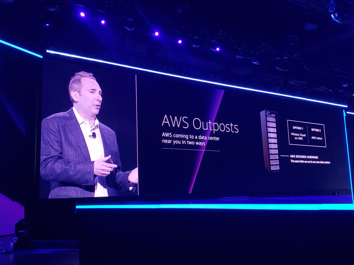 spoonen's tweet image. Great to see continuation of @VMware and @awscloud strategic partnership in hybrid cloud today. @PGelsinger was the only partner on stage in @AJassy keynote at #Reinvent announcing #AWSOutposts