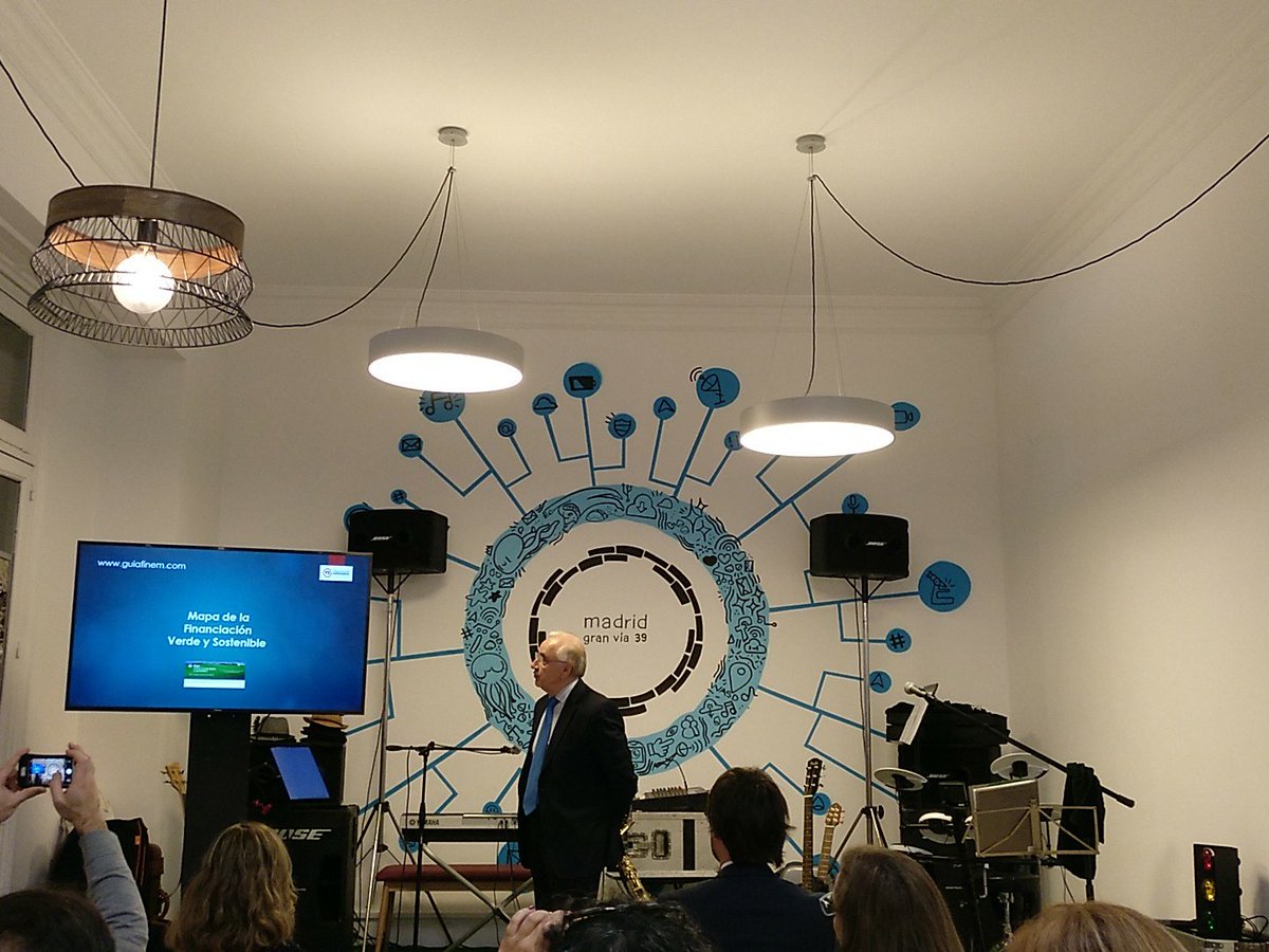 LinaresLegal's tweet image. #JuanCarlosVillanueva nos explica el Mapa de Financiación Verde y Sostenible en su @GuiafinemInfo
#RSCTech #financiaciónverde en @GoTechMadrid